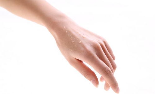 智能戒指的秘密武器 一种让口臭望而却步的神奇水