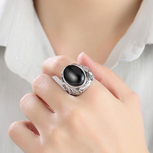 智能戒指 让男人疯狂着迷的实力派硬货，性能嚣张的科技新宠